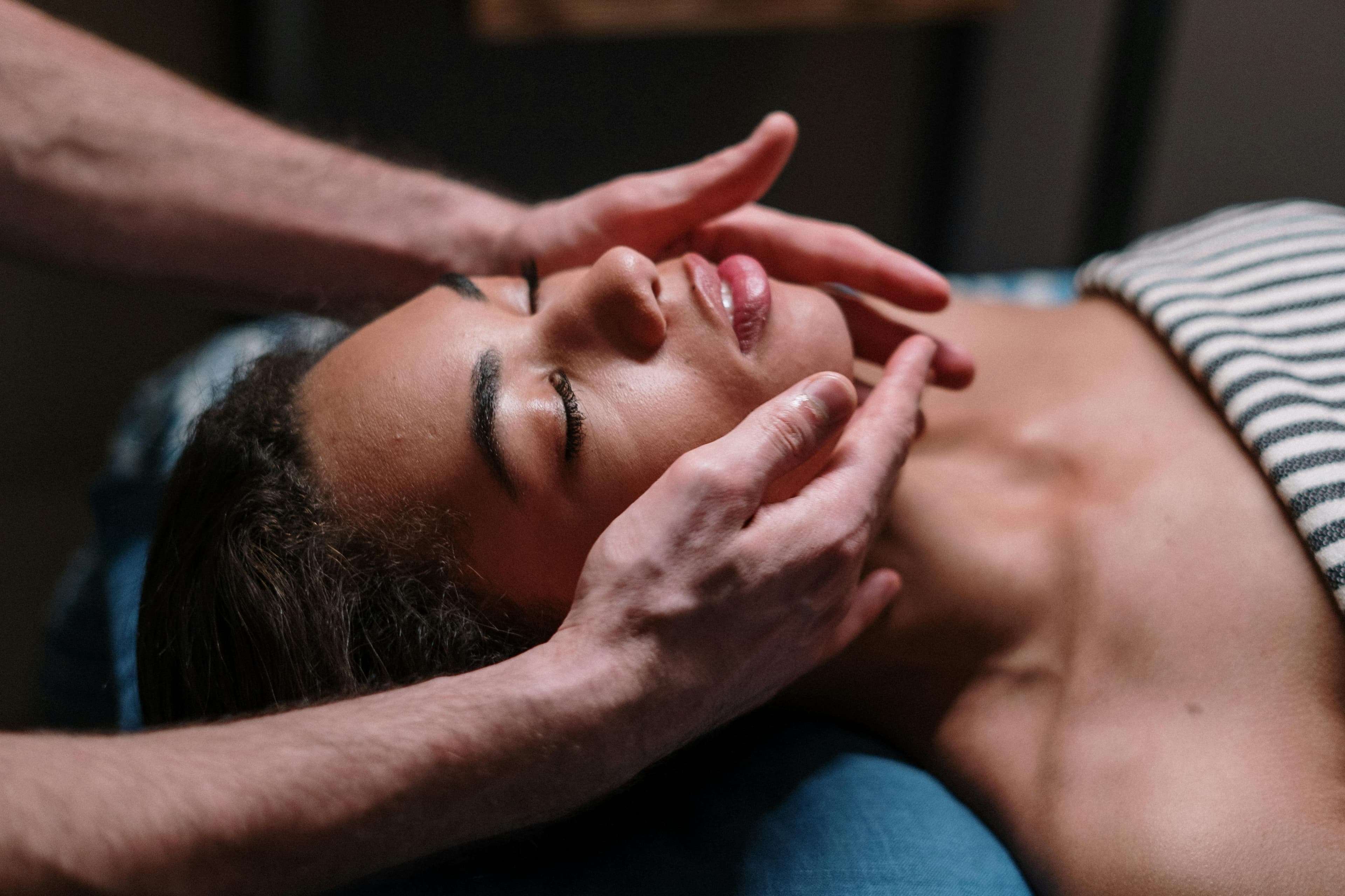 Soirée Massage, Détente & Voyage Sonore