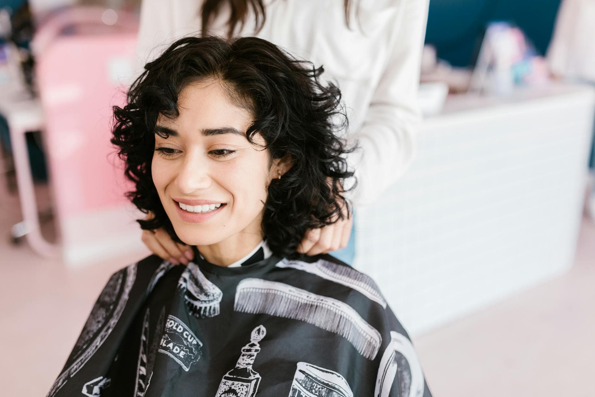 Coiffeur Visagiste à Villejuif (94800) et Ville d'Avray (92410)